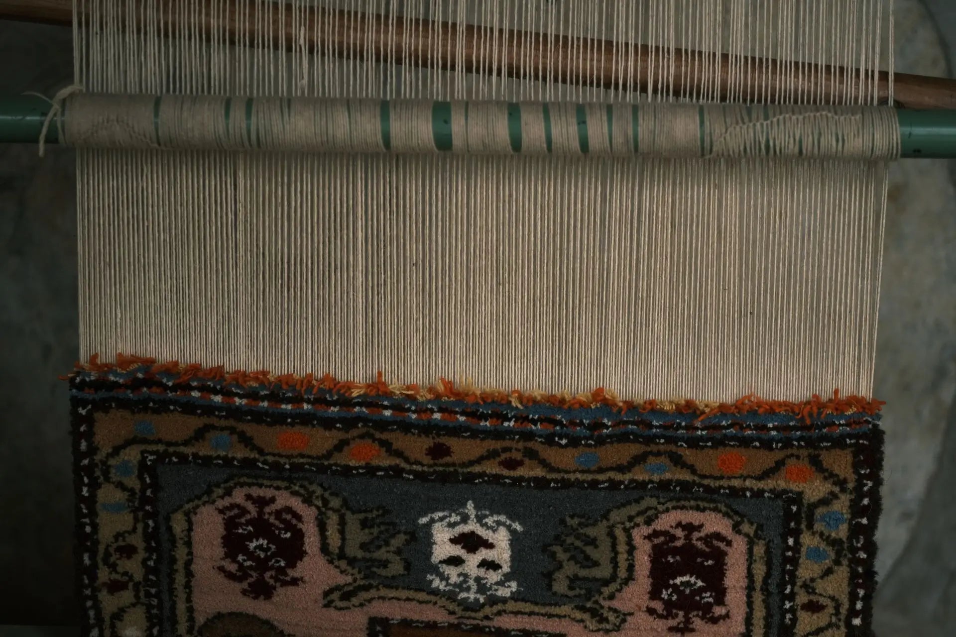 custom rug making on loom