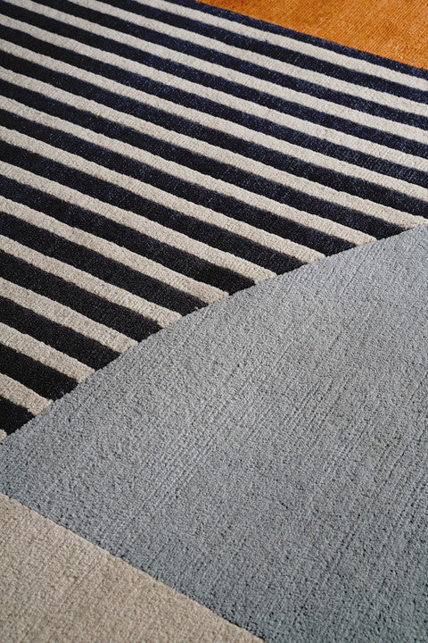 Shiro Hand Tufted Wool Rug