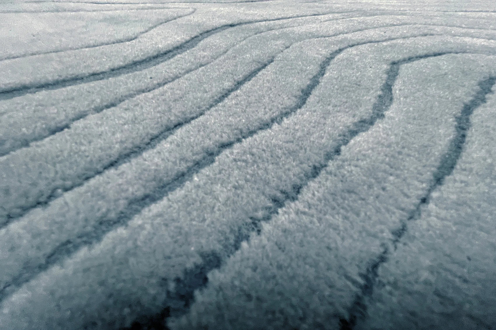 Blue Onyx Hand Tufted Wool Silk Rug