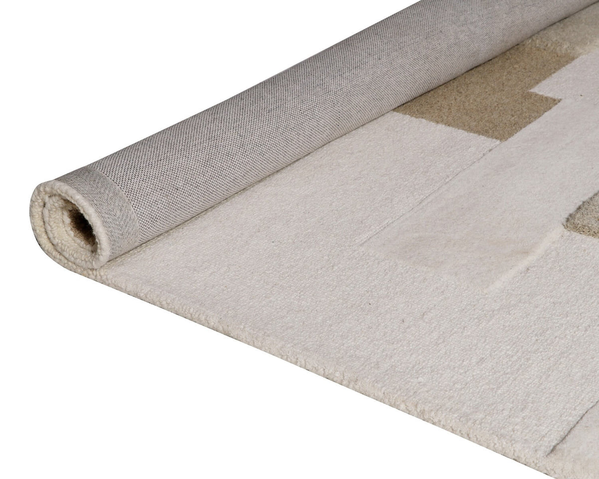 grida hand tufted wool rug roll