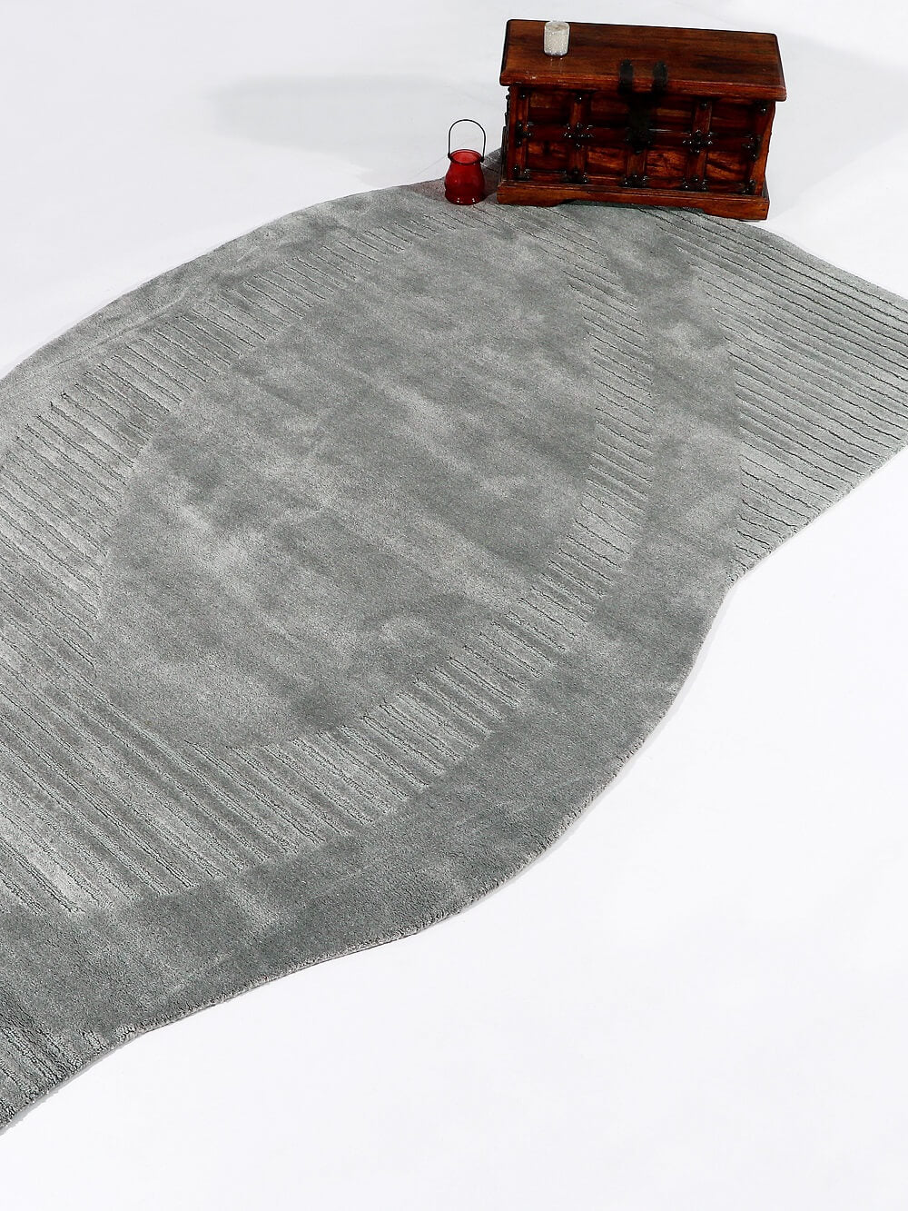 Gray textured tufted wool rug