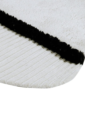 white wool rug close view