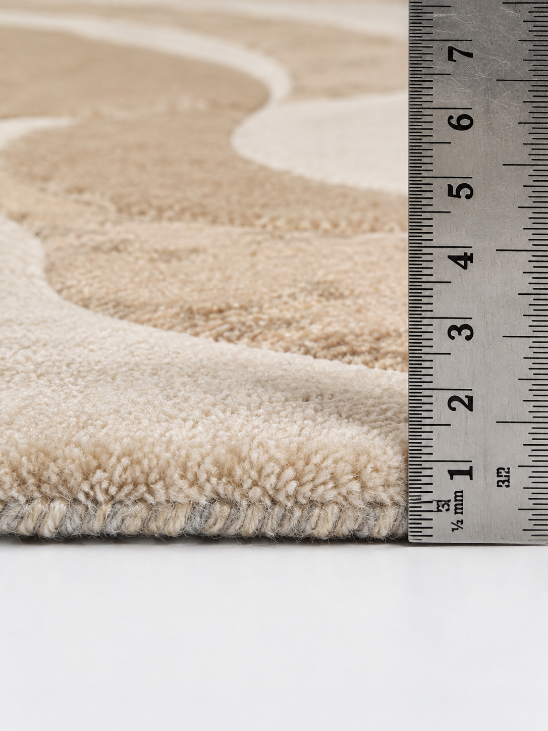 Sundane Hand Tufted Wool Silk Rug