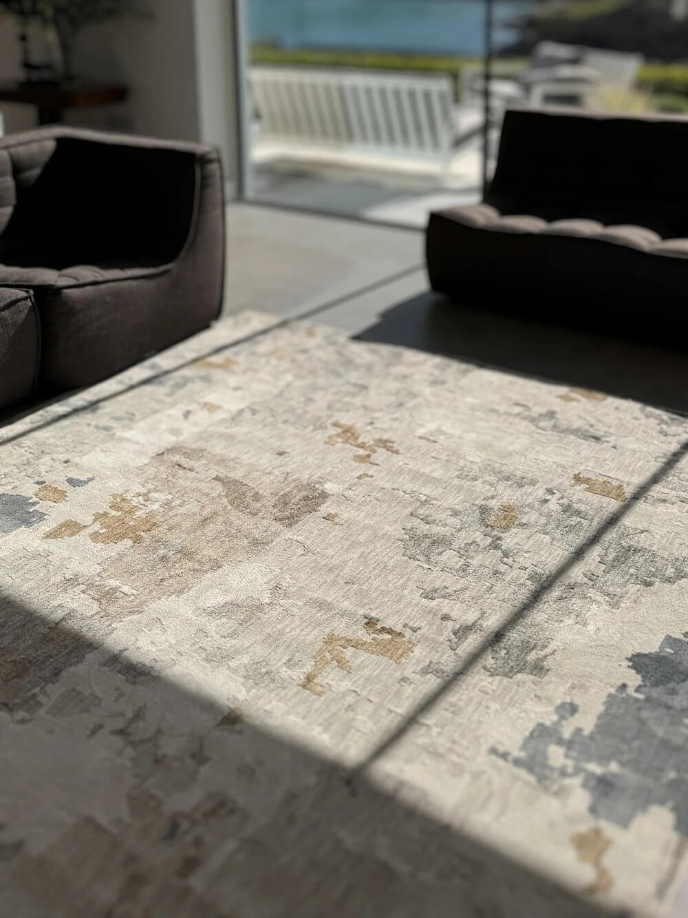 abstract rugs collection
