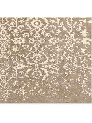 beige and white pattern rug