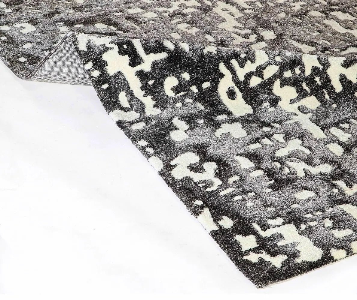 wool and viscose area rug